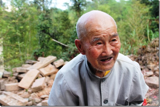 уборщик из монастыря Тянь Синь